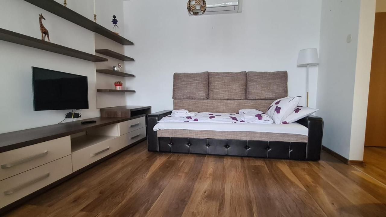 Apartament Mirubias Brasov Exterior photo